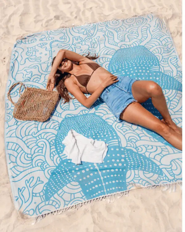 Alternative view of Whale Shark XL Turquoise | Sand Cloud